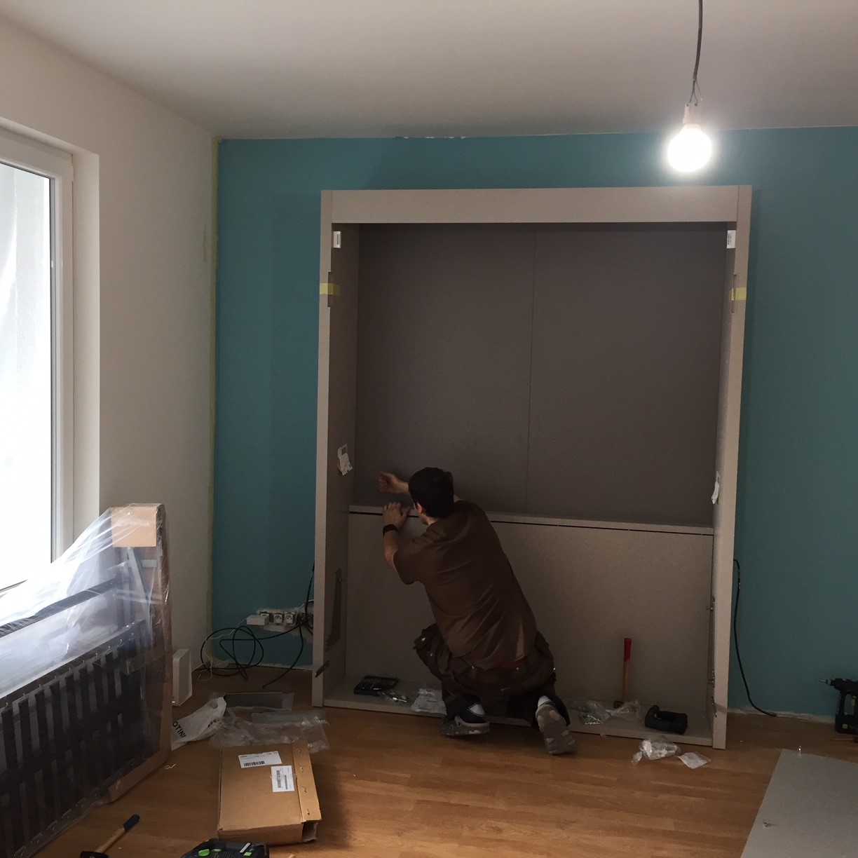 Montáž sklápěcí postele u zákazníka