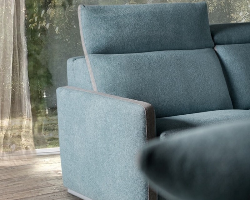 JILL - GLOBE 53 - pohovka, GLOBE 101 - pruhy v područkách