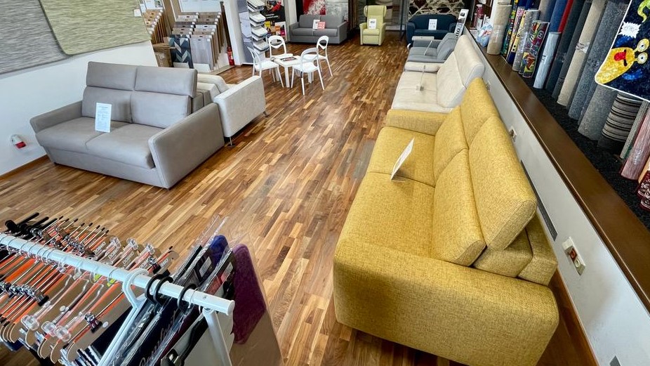 Rozkládací pohovky vystavené v Praze - Hostivaři