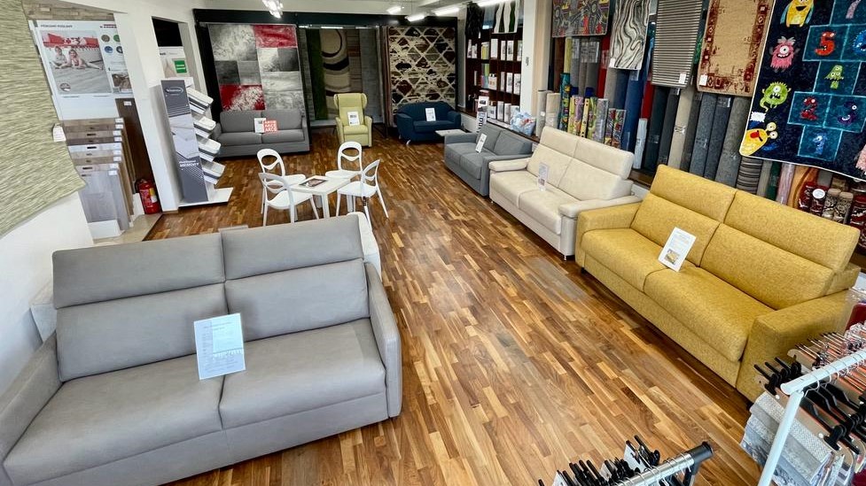 Rozkládací pohovky vystavené v Praze - Hostivaři