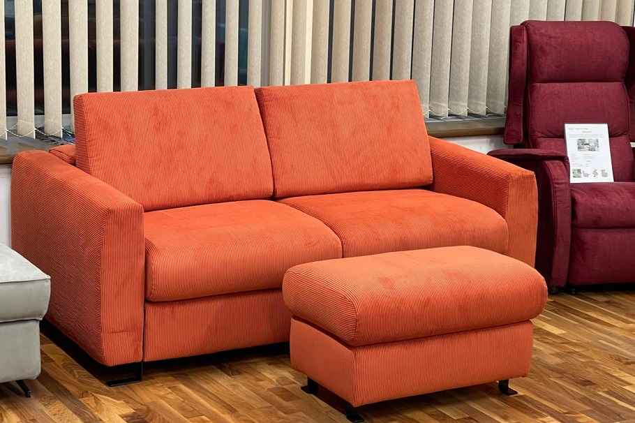 PERLA POUFF - rozkládací pohovka s podnožkou